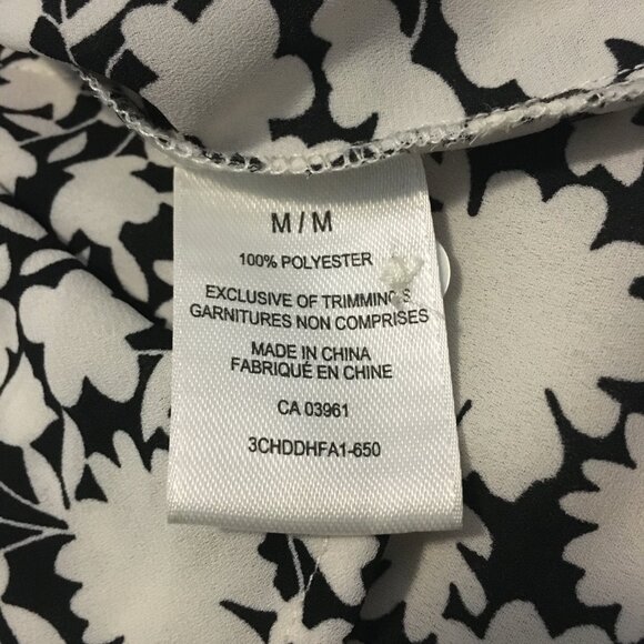 Denver Hayes B&W Floral Chiffon Flutter Sleeve Tie Hem Button Up Blouse - Picture 11 of 16